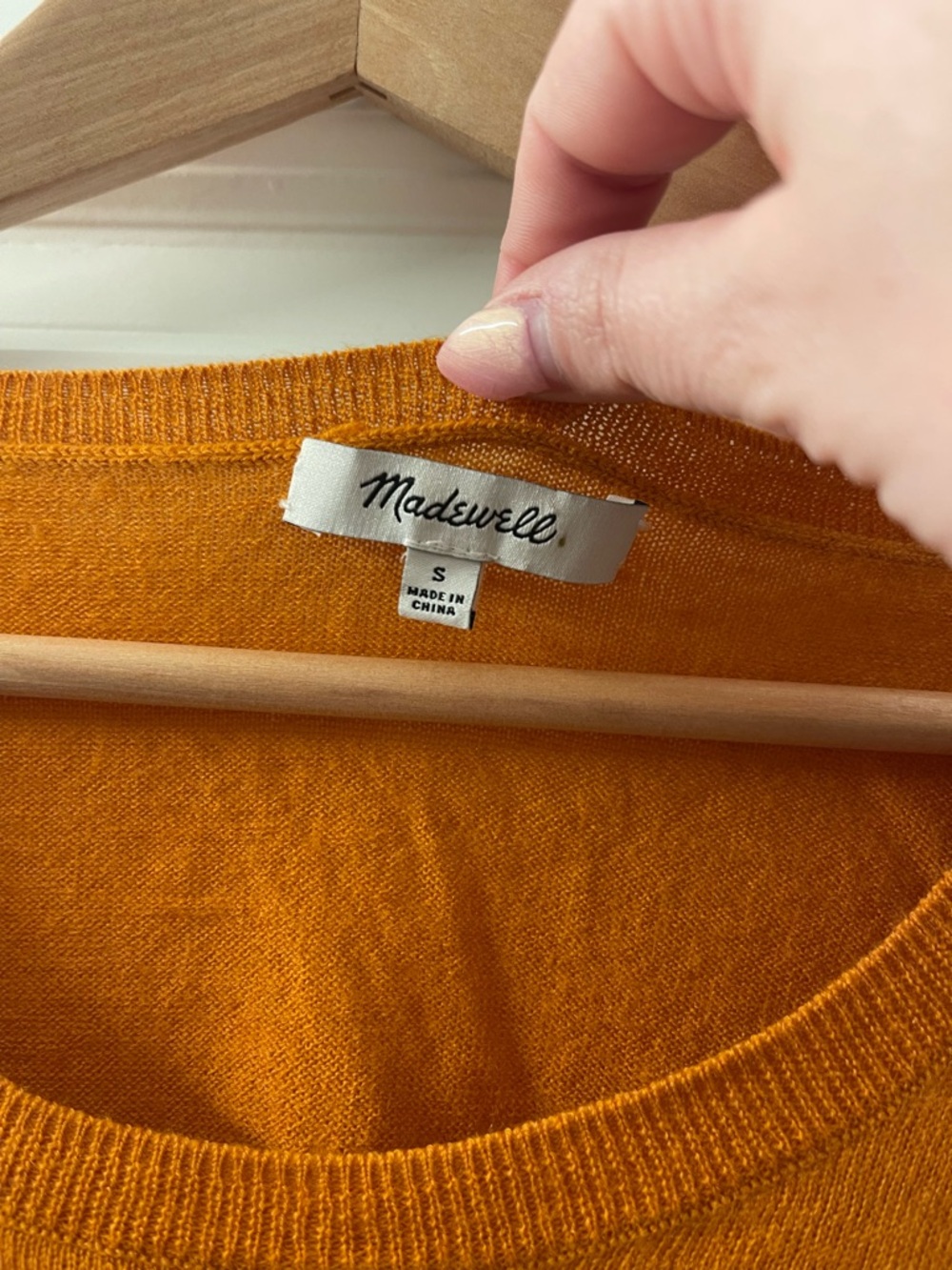 Madewell lightweight wool blend Orange Scoop Neck Sweater - Picture 3 of 5